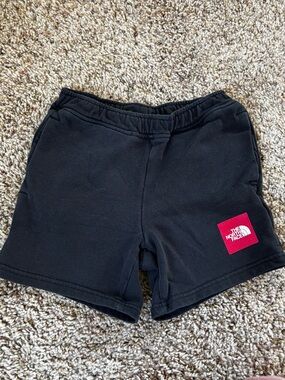 Boy’s The North Face Black Logo Shorts